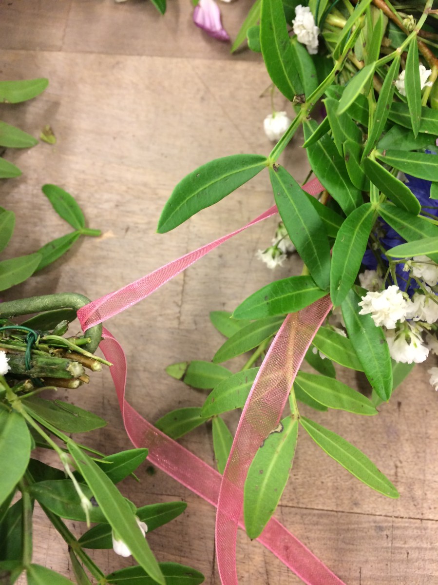 Knyta midsommarkrans - band