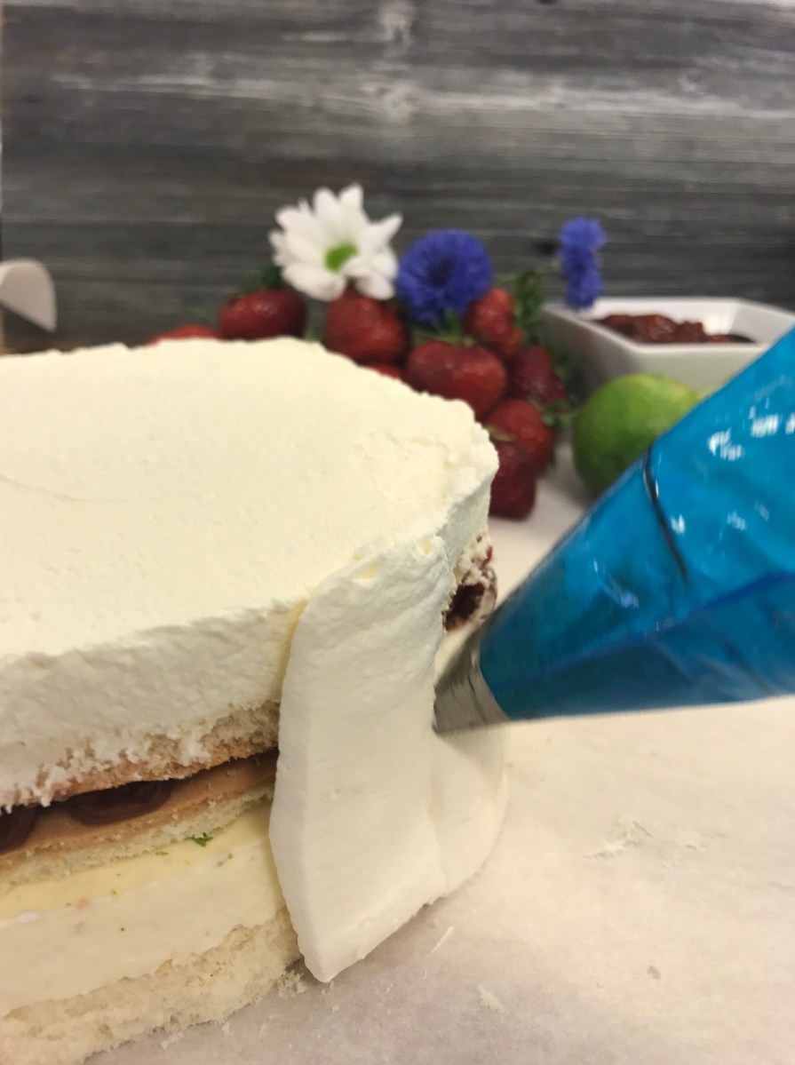 midsommartårta från Skånskan - sprits