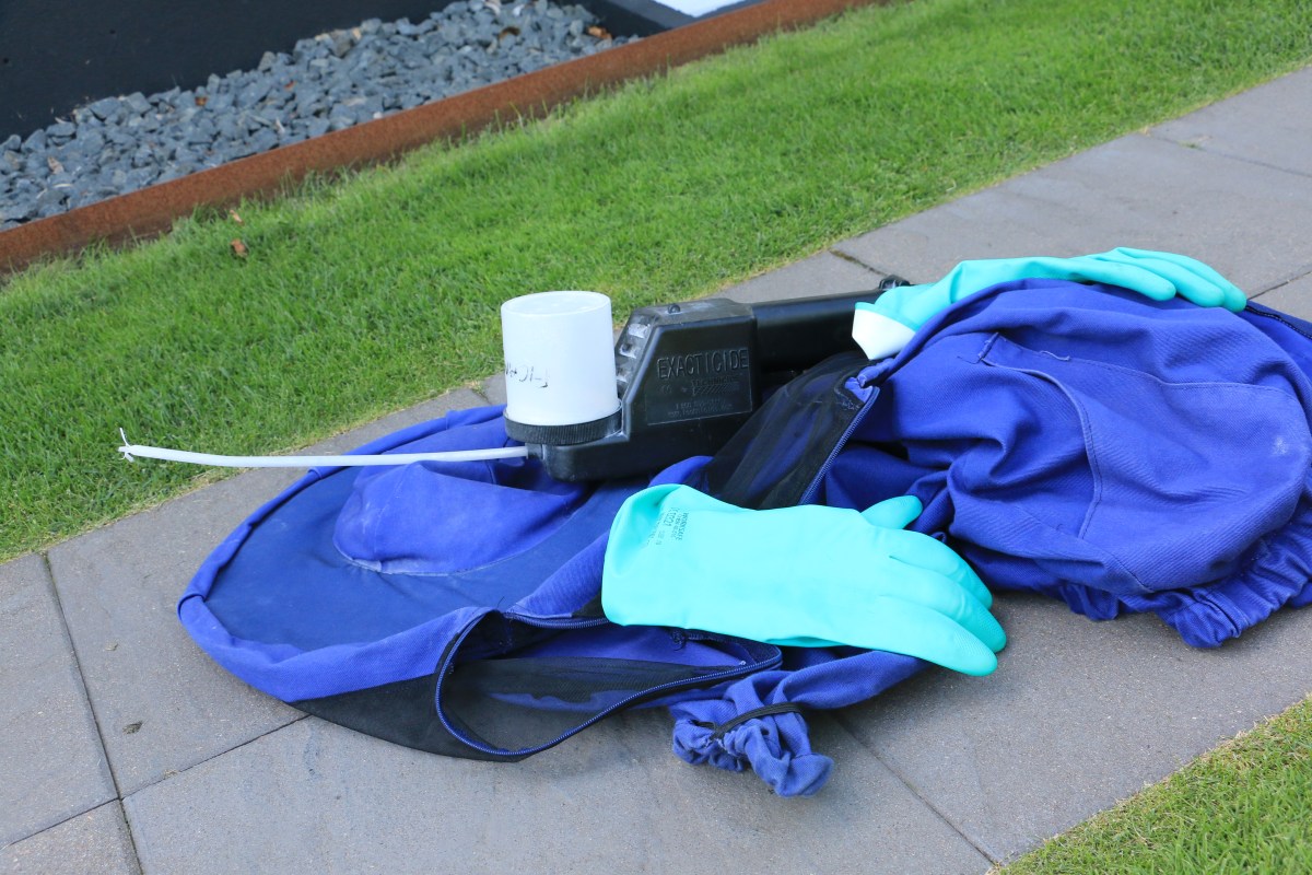 Saneringsutrustning á la Anticimex