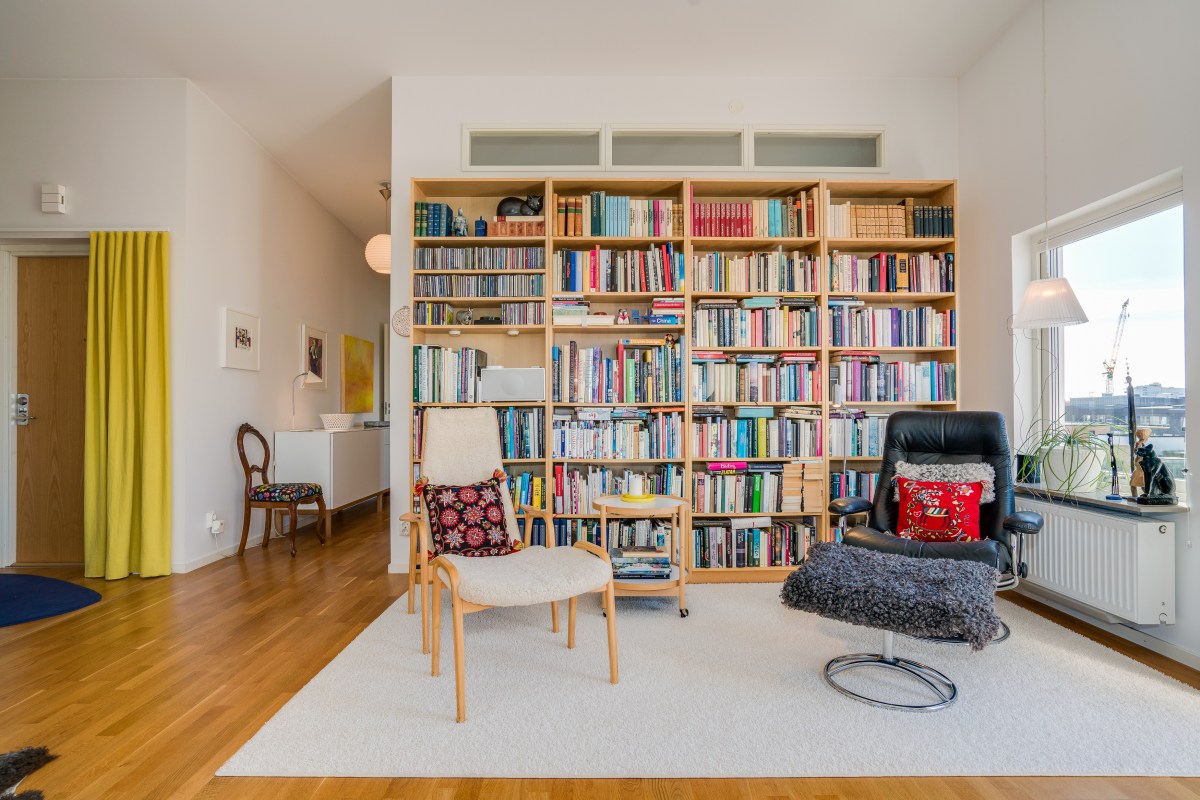 När bokhyllan täcker en hel vägg! Foto: Fredrik Andersson, xcLens
