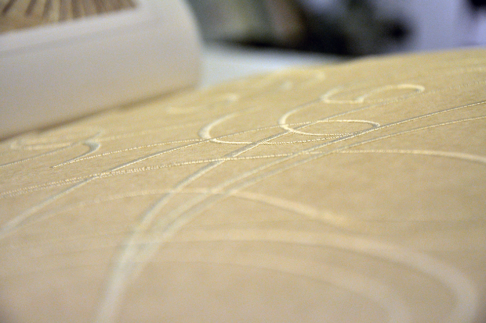 Dessa underbara tapeter har sydda mönster!