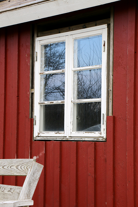 Stugfönster. Bild: Jessika Nilsson